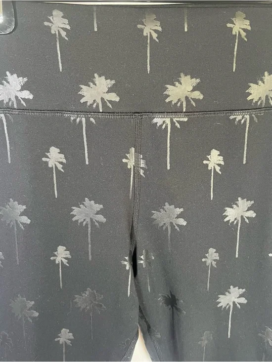 Spiritual Gangster Palm-Print Leggings Black on Black Palm Trees Med Yoga Gym - Picture 4 of 8